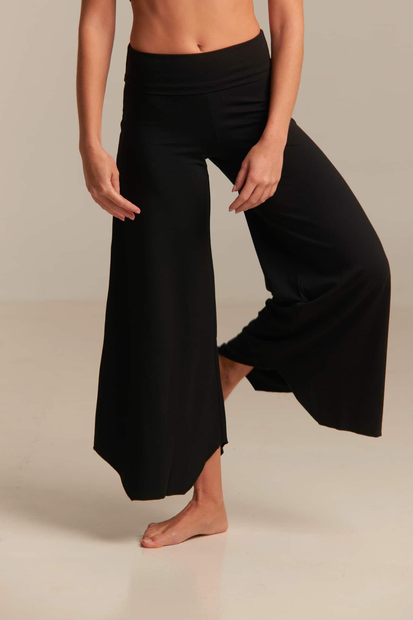 Pantalón Flare Maya Negro