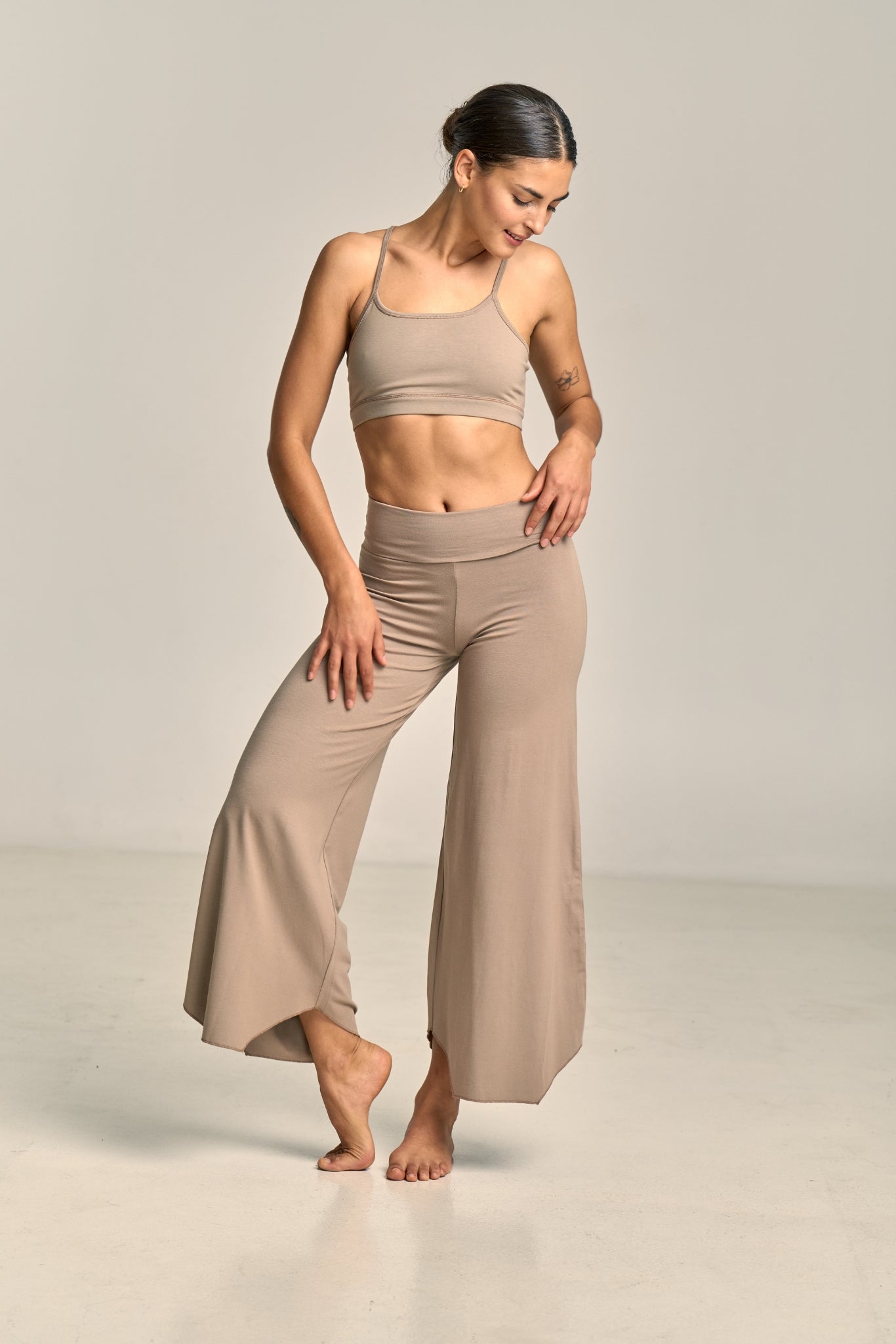 Pantalón Flare Maya Arcilla