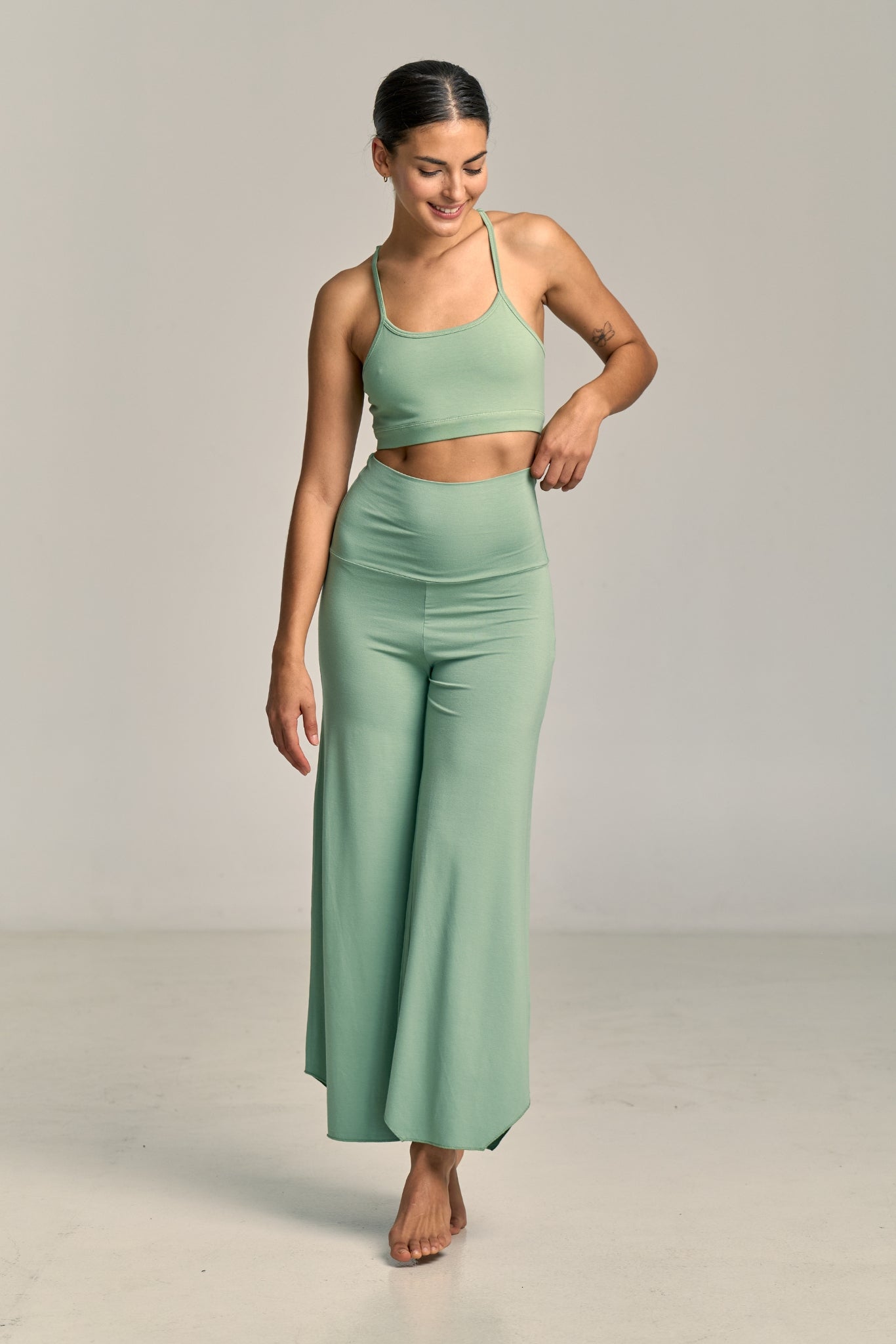 Pantalón Flare Maya Salvia