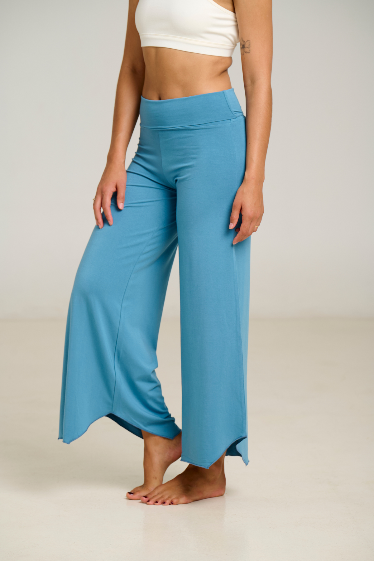 Pantalón Flare Maya Azul Piedra