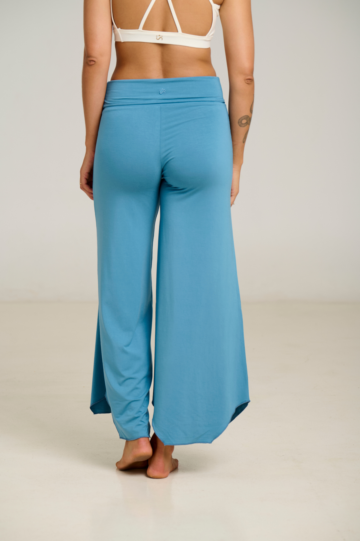 Pantalón Flare Maya Azul Piedra