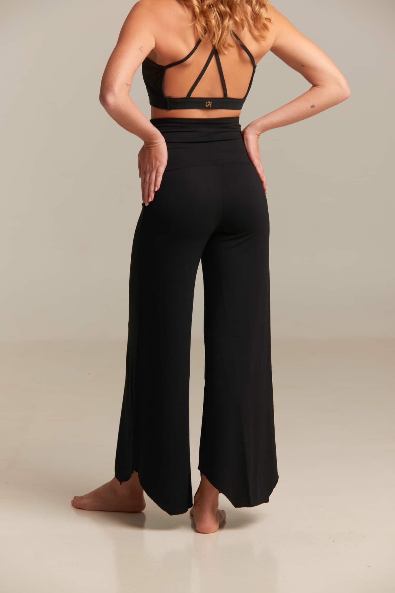 Pantalón Flare Maya Negro