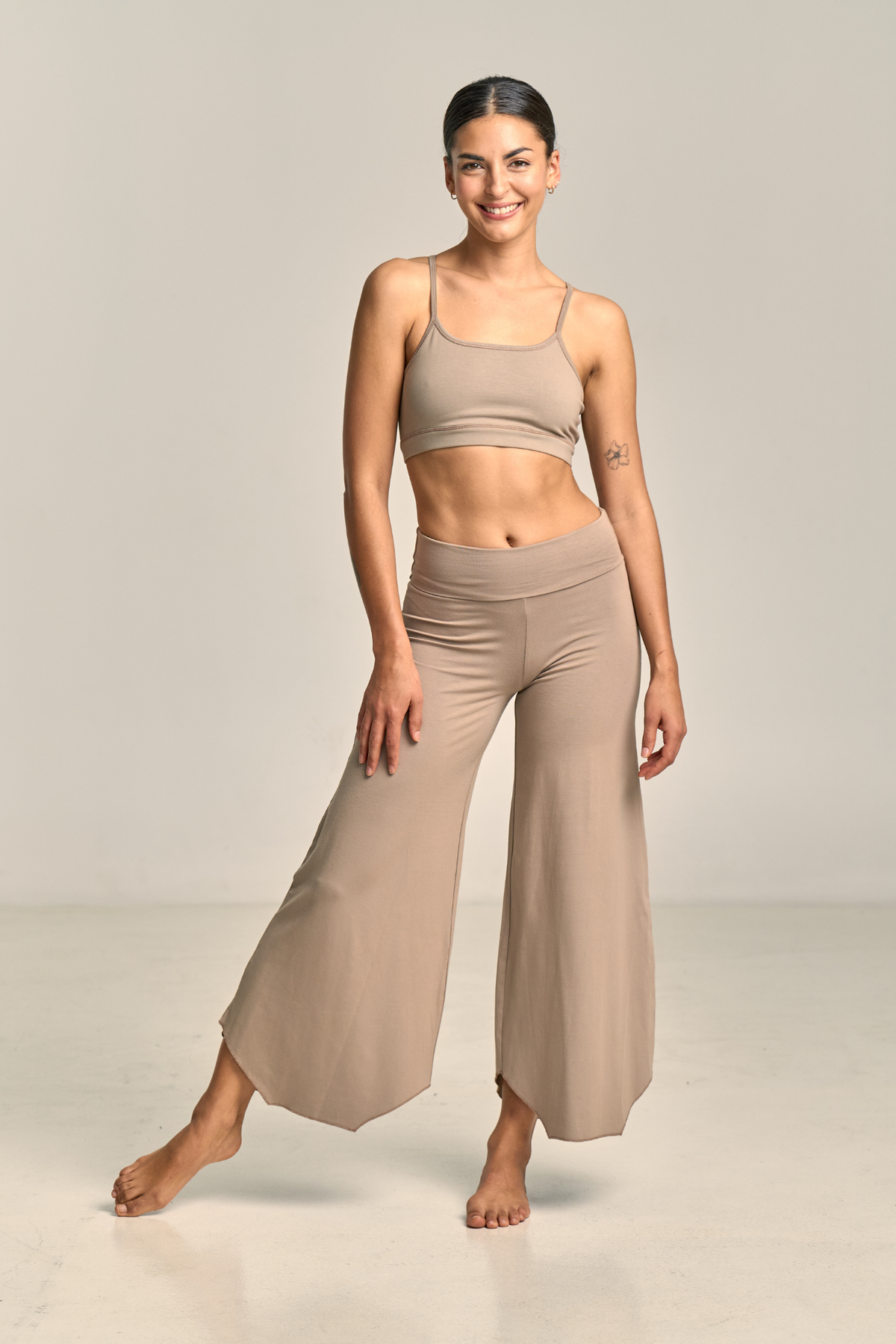 Pantalón Flare Maya Arcilla