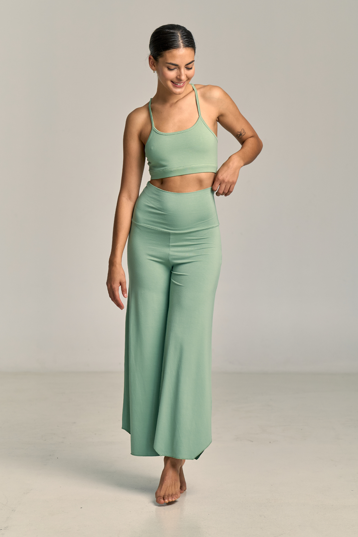 Pantalón Flare Maya Salvia