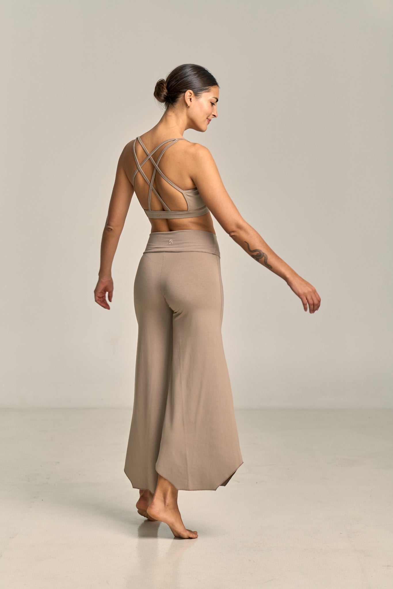 Pantalón Flare Maya Arcilla