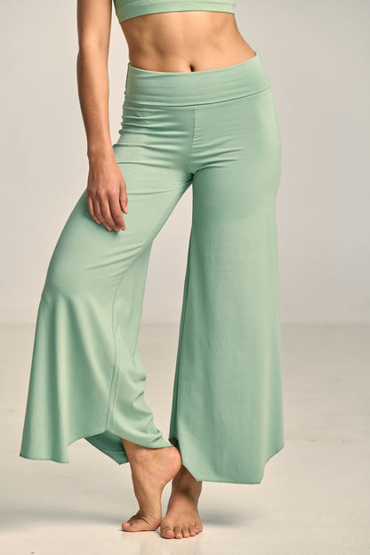 Pantalón Flare Maya Salvia