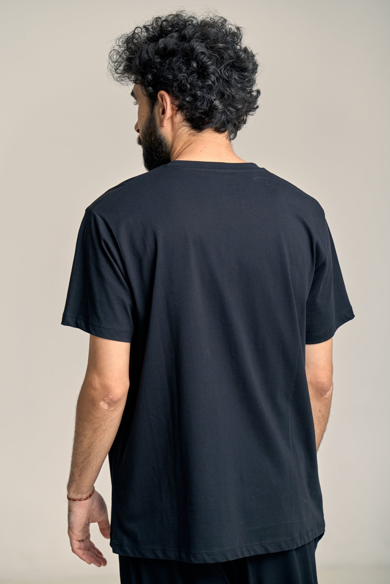 Om T-Shirt Black