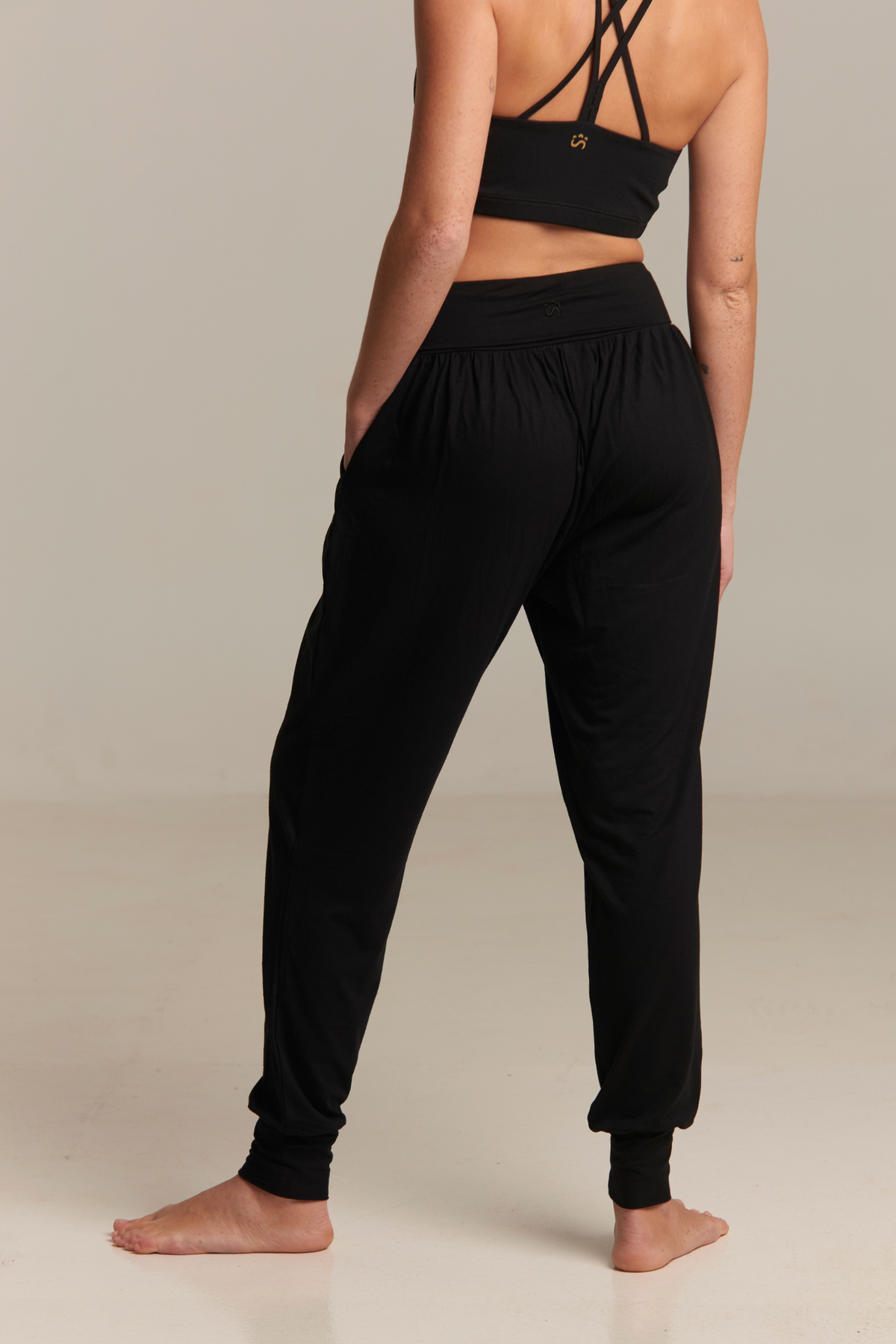 Purusha Harem Pant Black