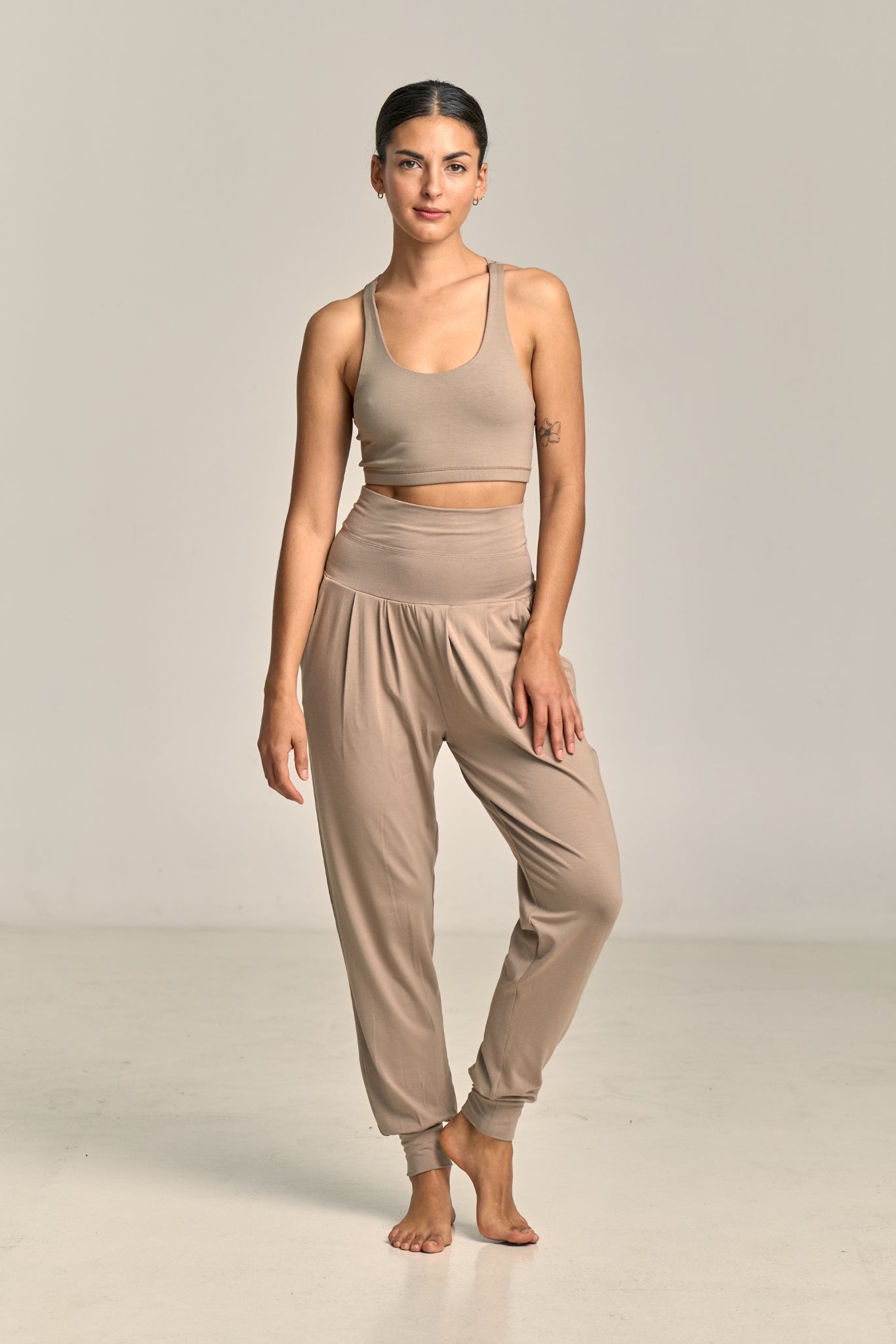 Pantalón Purusha Harem Arcilla